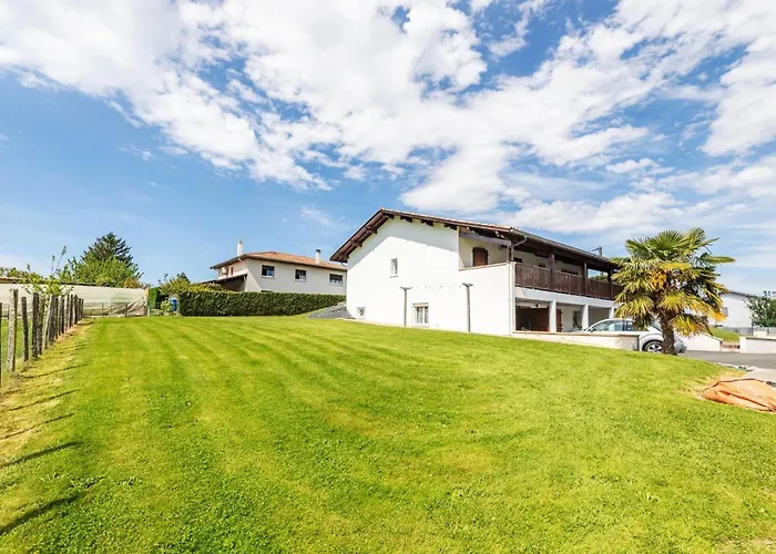 Jardins De Maignon By Interhome אנגלה